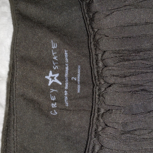 Grey state Soleil top in desert palm🏖 - Picture 2 of 4